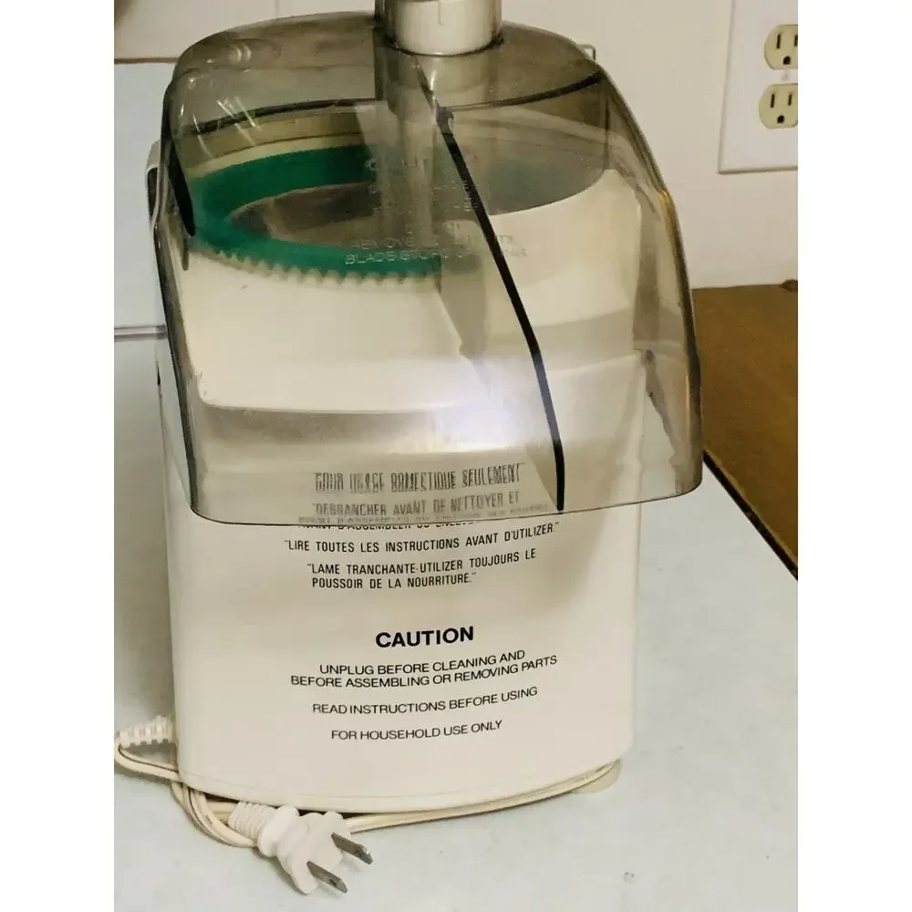 Juiceman Jr. Centrifugal Juicer JM-1 Clear Plastic Lid Green Power Switch